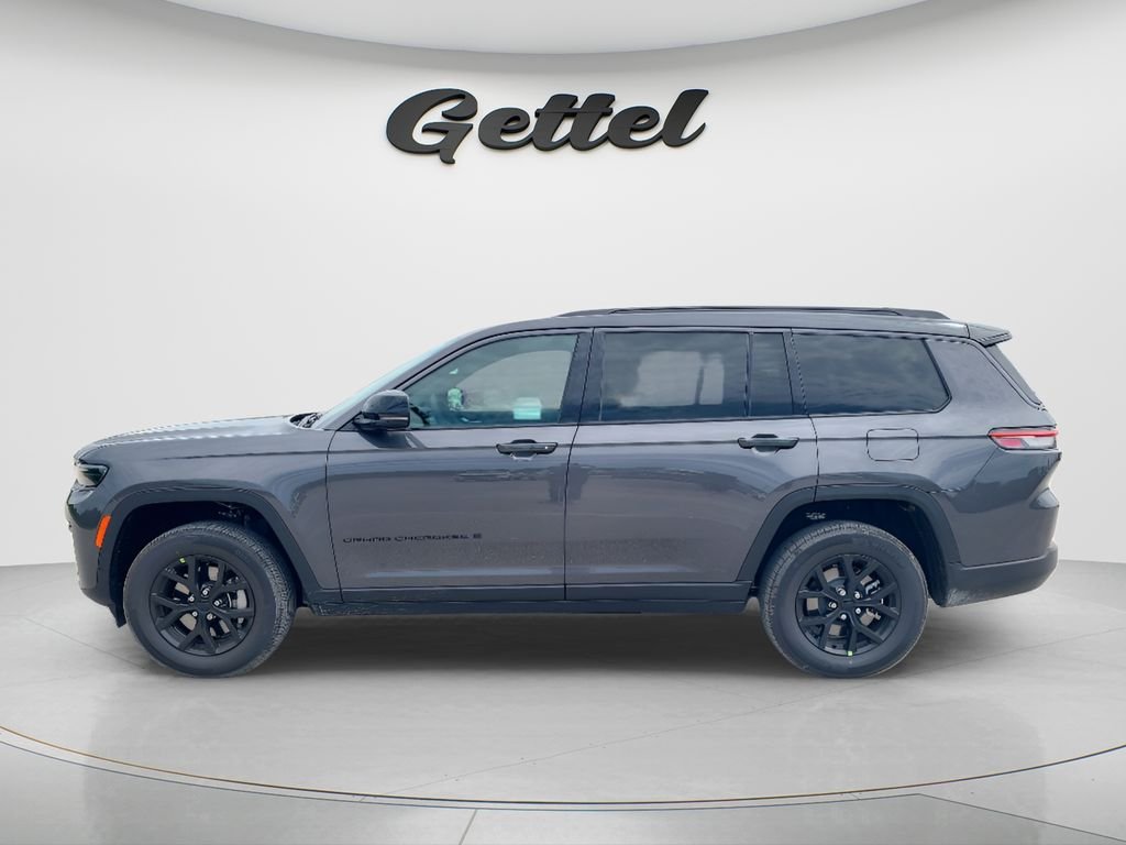 New 2026 Baltic Gray Metallic Clear-Coat Exterior Paint Jeep Laredo image 8