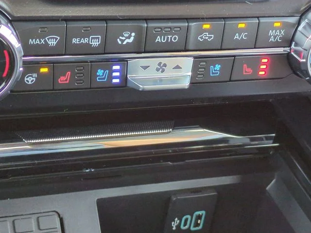 New 2026 Agate Black Metallic Ford F-250® King Ranch® image 24