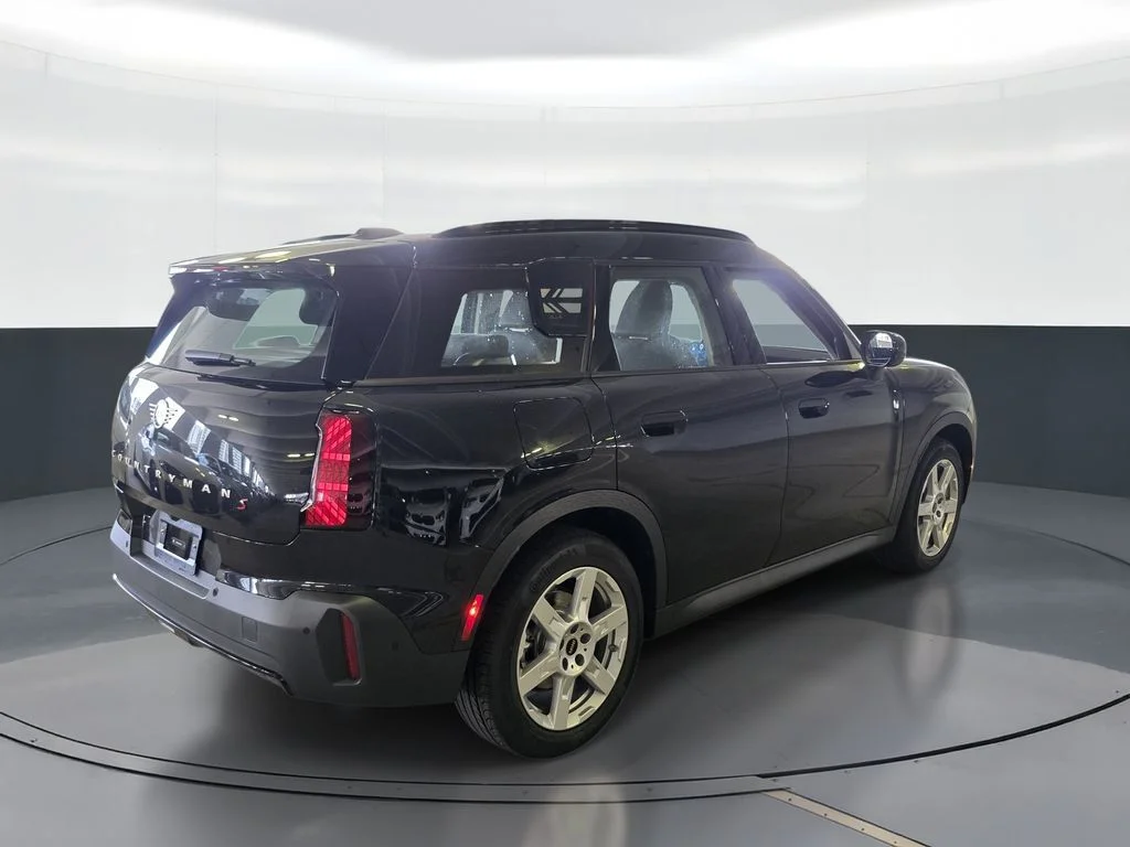 New 2027 Black MINI  image 3