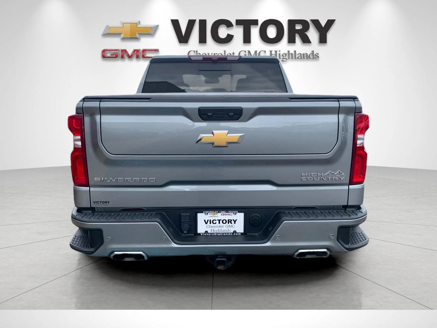 Used 2024 Sterling Gray Metallic Chevrolet High Country image 4