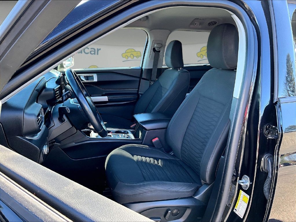 Used 2021 Black Metallic Ford XLT image 10
