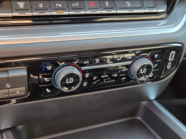 2026 Chevrolet Silverado 3500HD High Country - Photo 13