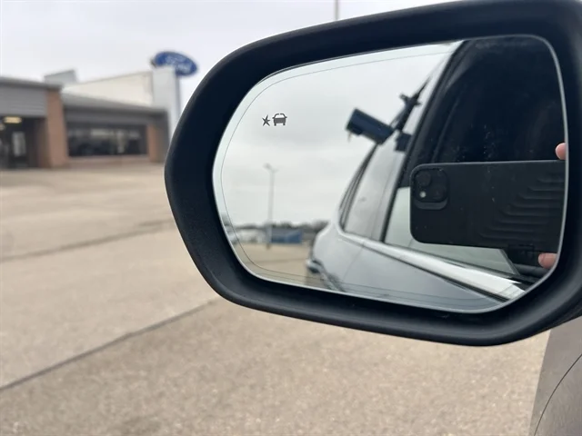 Used 2025 BLUE BUICK Preferred image 27