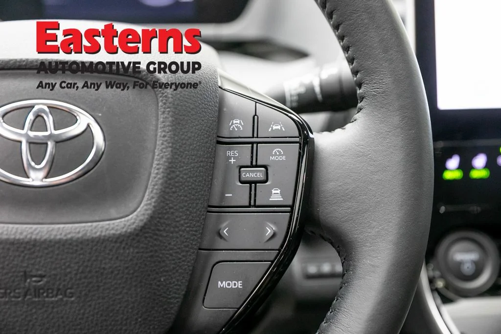 Used 2024 Silver Toyota XLE image 17