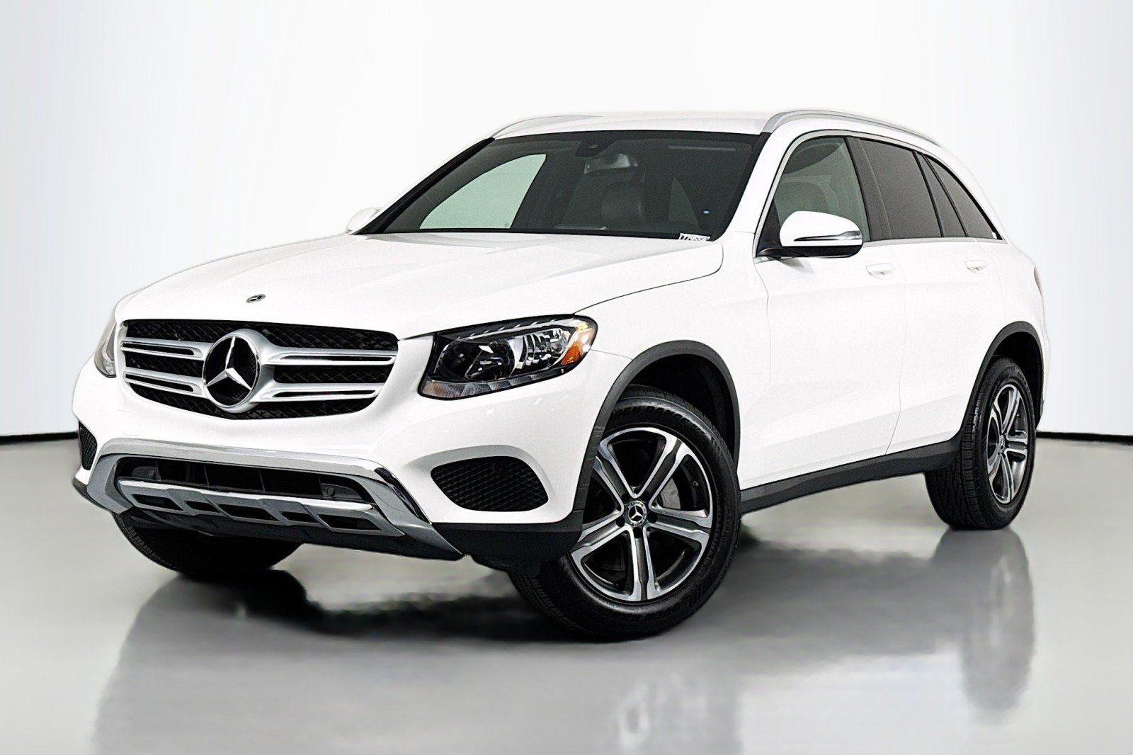 2019 Mercedes-Benz GLC GLC300's photo