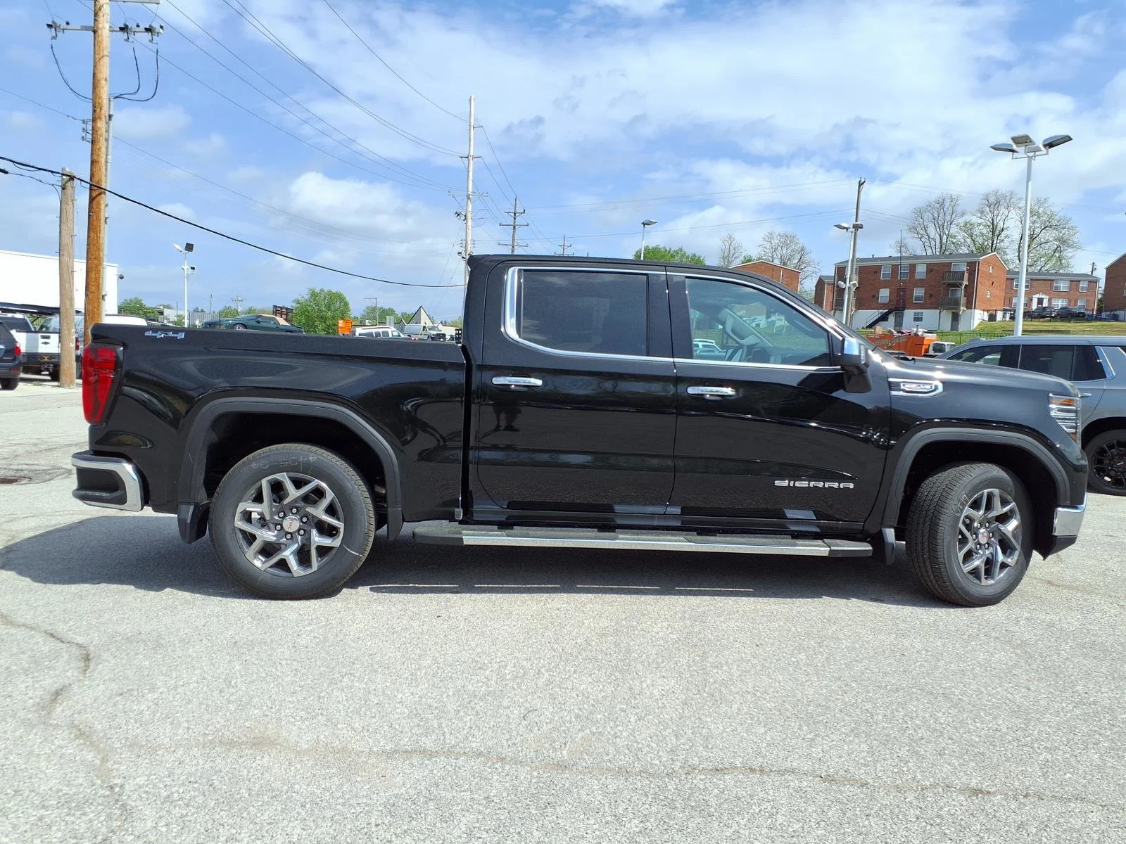 2026 GMC Sierra 1500 SLT - Photo 25