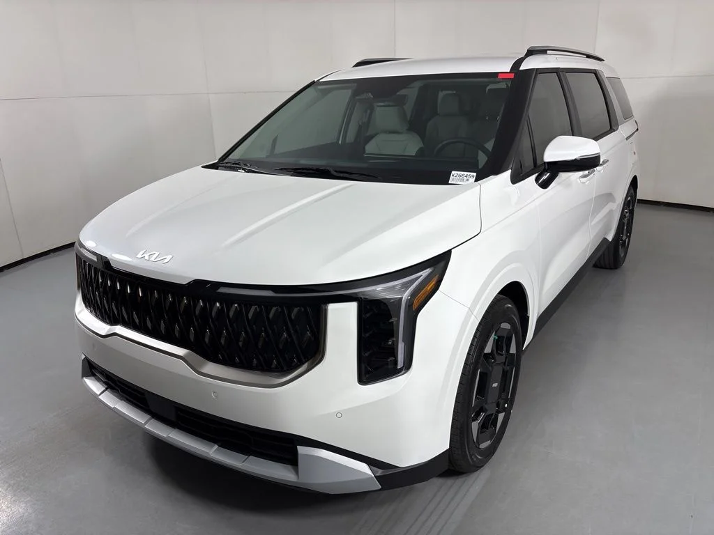 New 2026 Snow White Pearl Kia EX image 4
