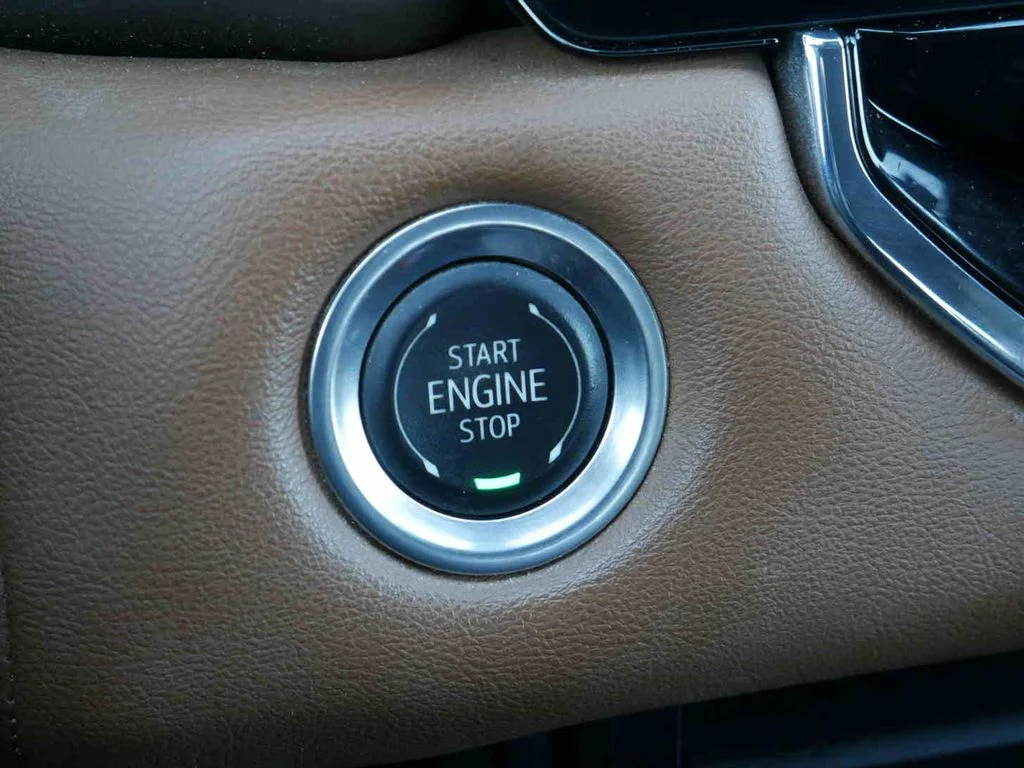 Used 2024 Black GMC AT4 image 32