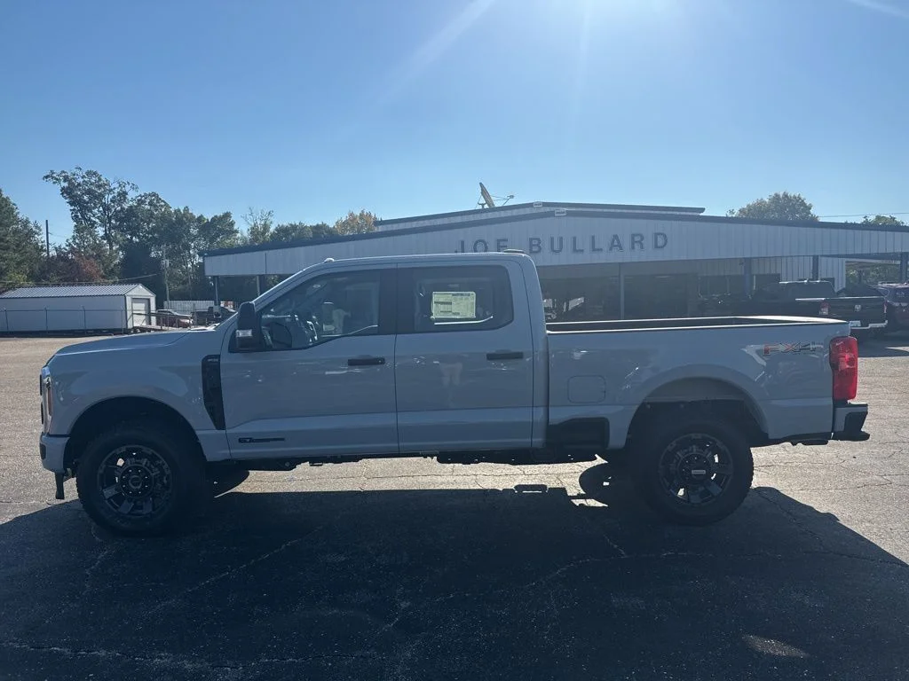 New 2026 Avalanche Ford F-250® XL image 40