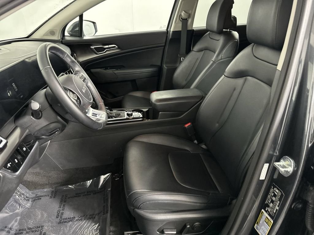 Certified Used 2023 Gray Kia EX image 3