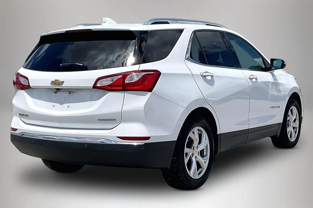 Used 2020 White Chevrolet Premier image 5