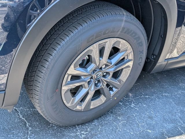 View vehicle photo 4