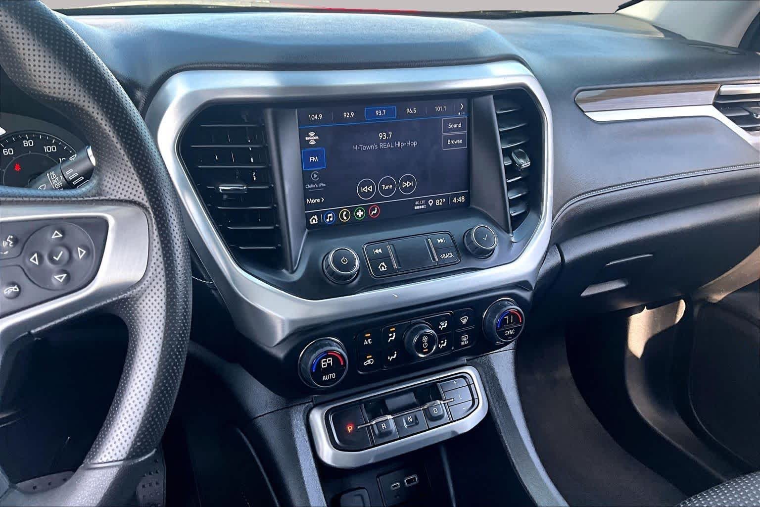 Used 2023 Summit White GMC SLE image 7