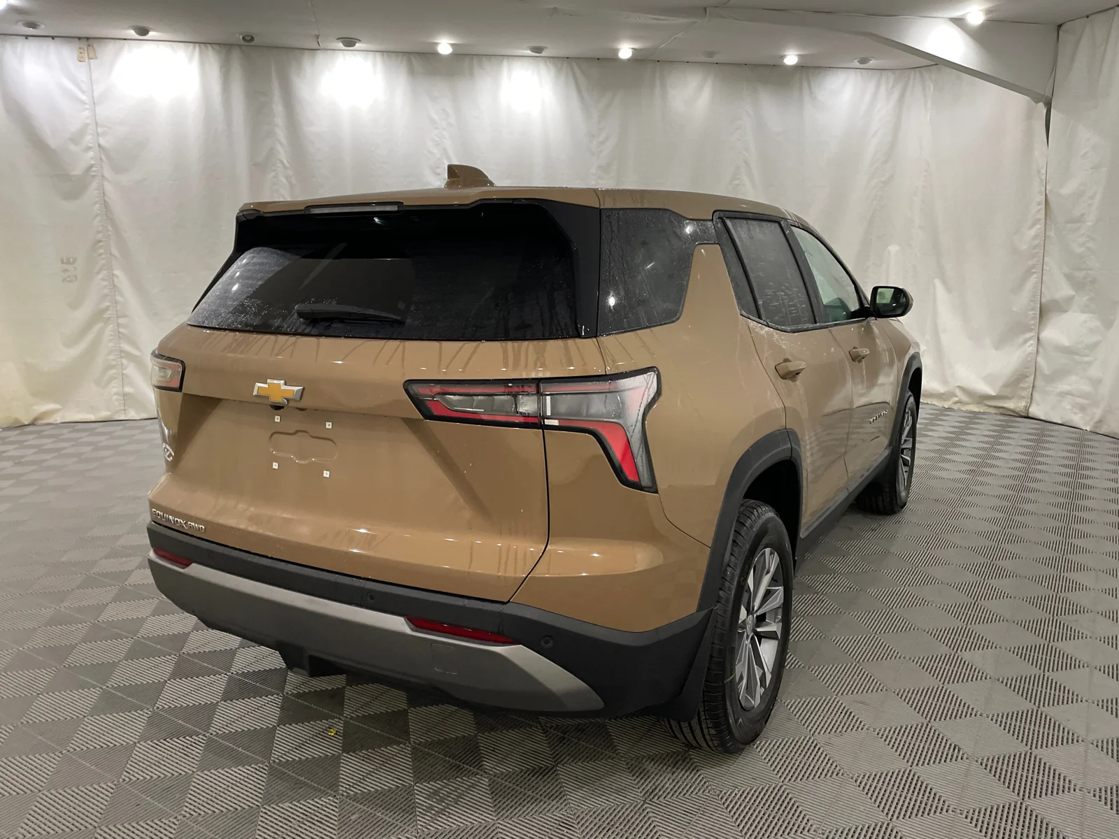 2027 Chevrolet Equinox LT - Photo 5