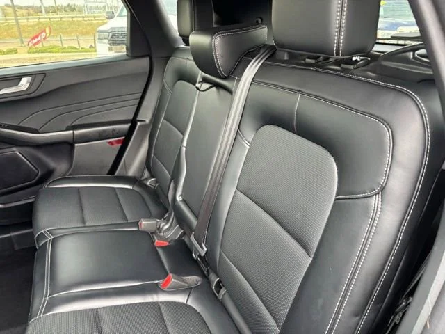 Used 2025 Black Ford Platinum image 17
