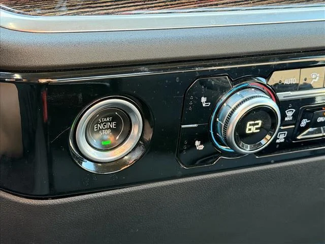 Used 2024  GMC ELEVATION image 20