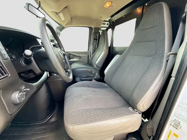 Used 2024 White Chevrolet Work Van image 19