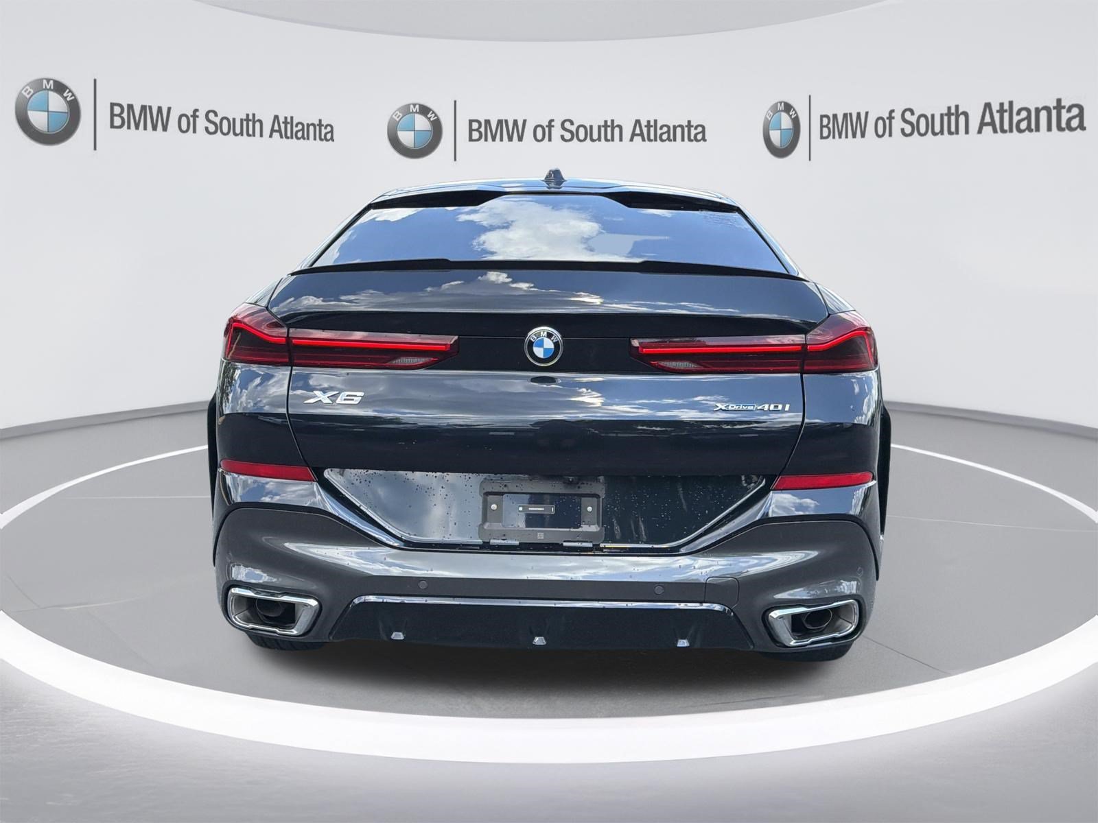 Certified Used 2026 Carbon Black Metallic BMW xDrive40i image 25