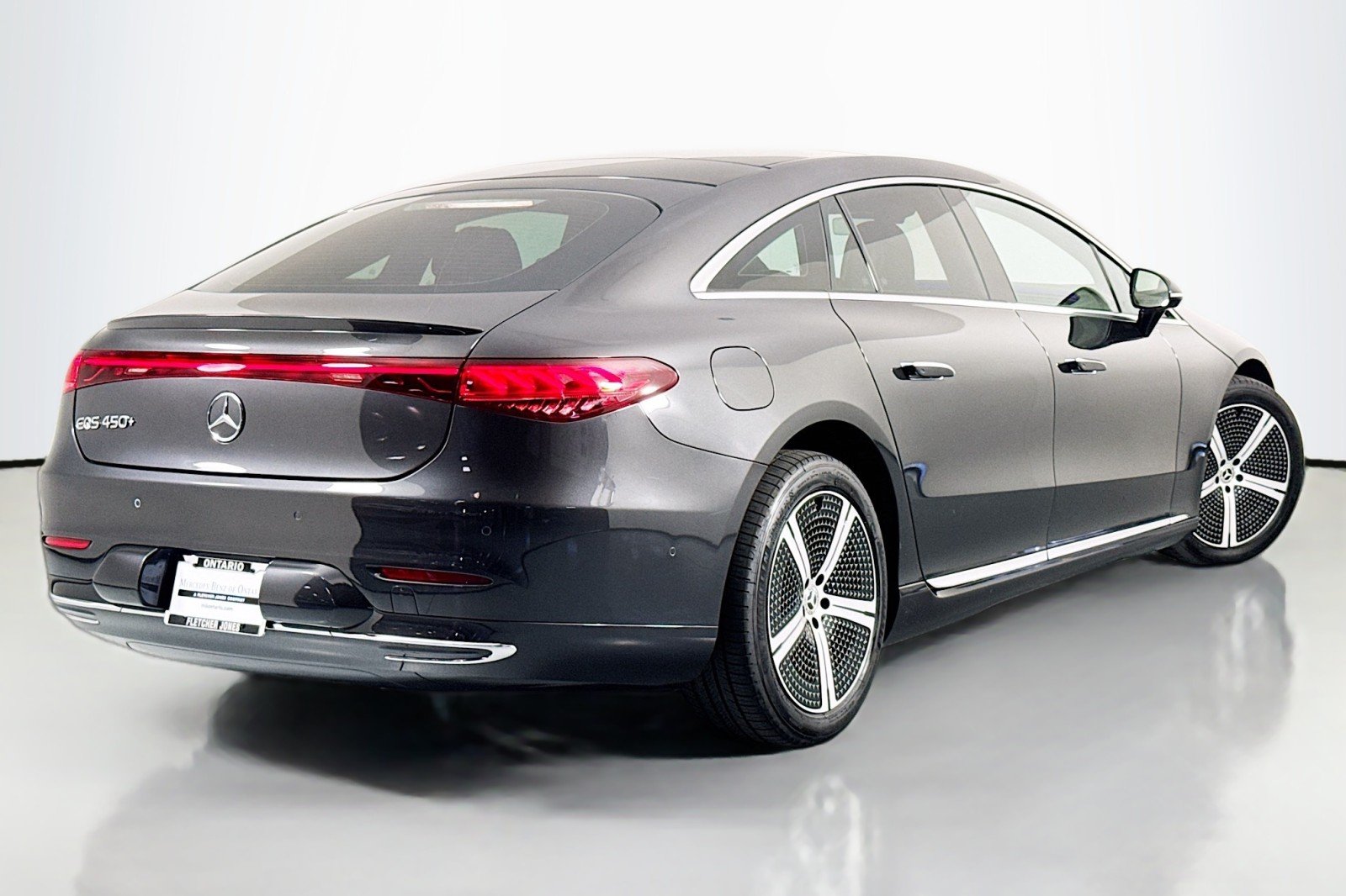 Used 2022 Graphite Grey Metallic Mercedes-Benz 450+ image 11