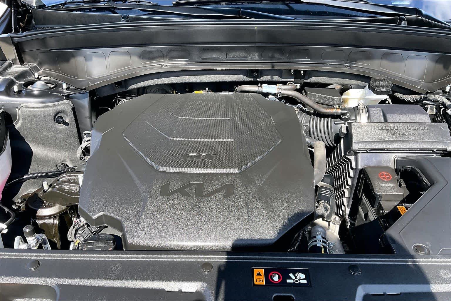 Used 2025 Ebony Black Kia S image 31