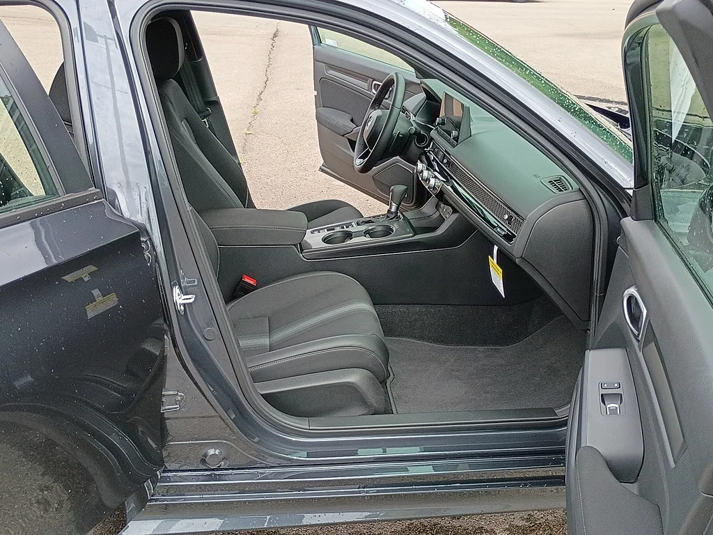 Certified Used 2026 METEORITE GRAY Honda Sport image 15
