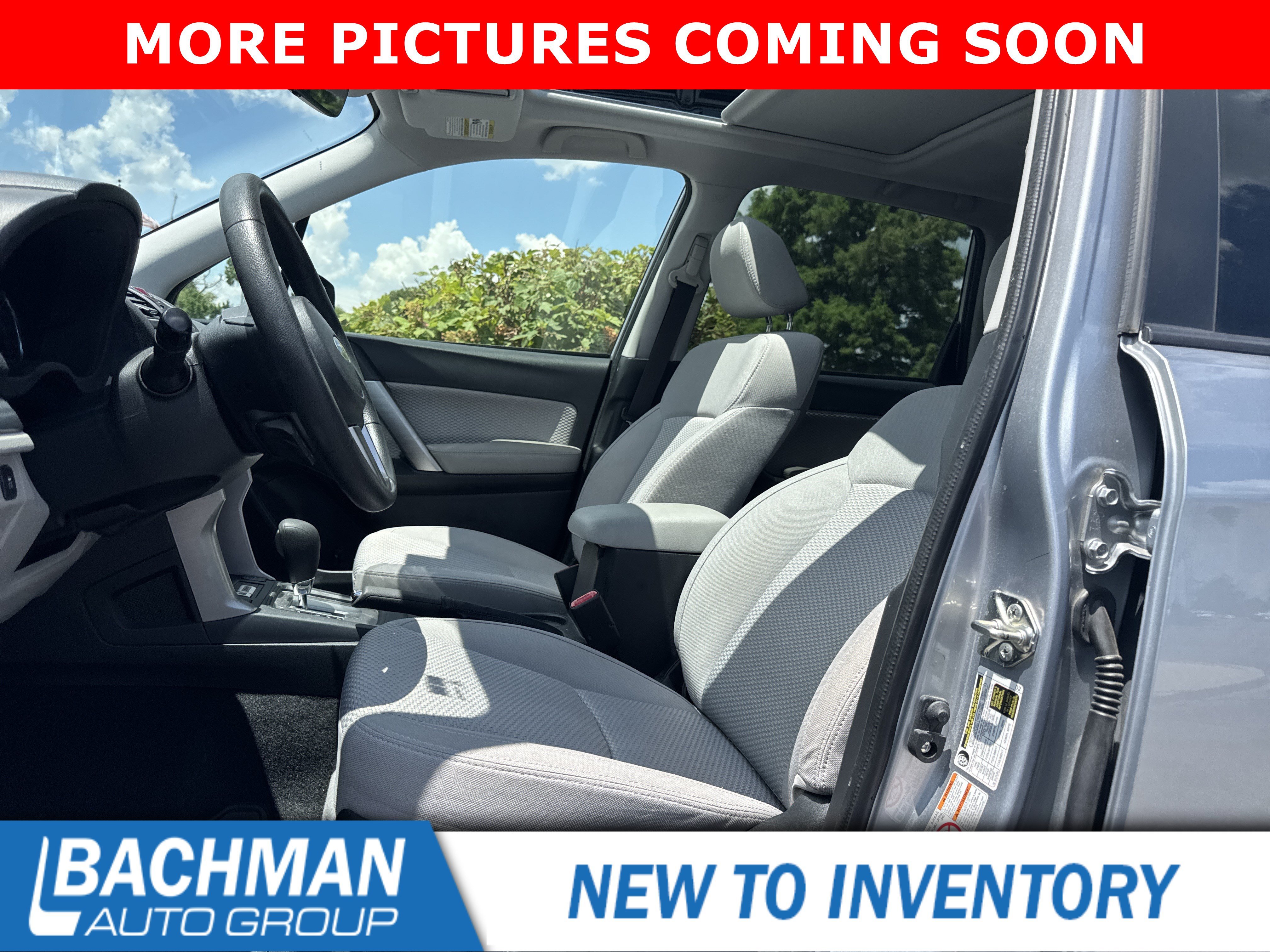 Used 2018 Ice Silver Metallic Subaru Premium image 11