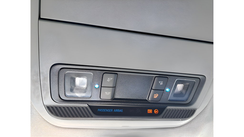 Used 2023 White Ford XL image 21