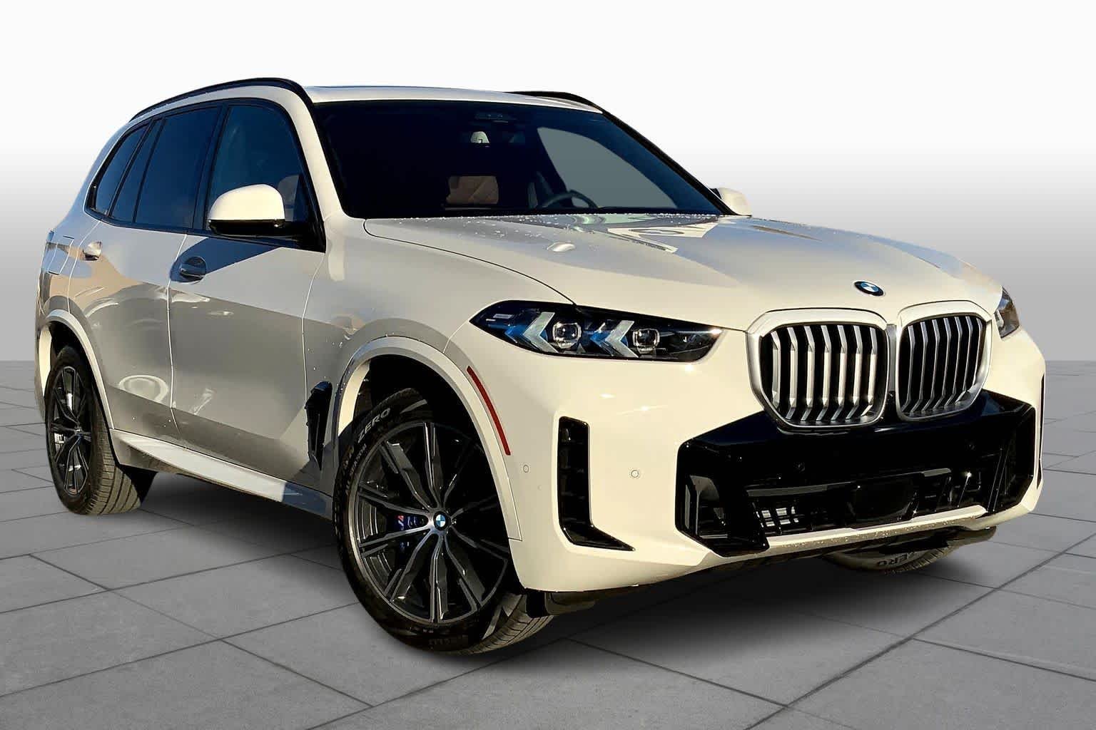 New 2026 Alpine White BMW xDrive40i image 2