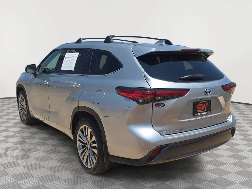 Used 2023 Magnetic Gray Metallic Toyota Hybrid Limited image 4