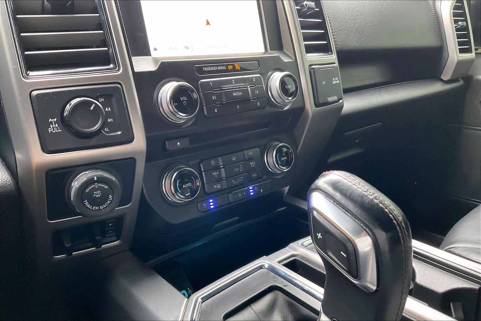 Used 2018 Ingot Silver Ford Platinum image 32