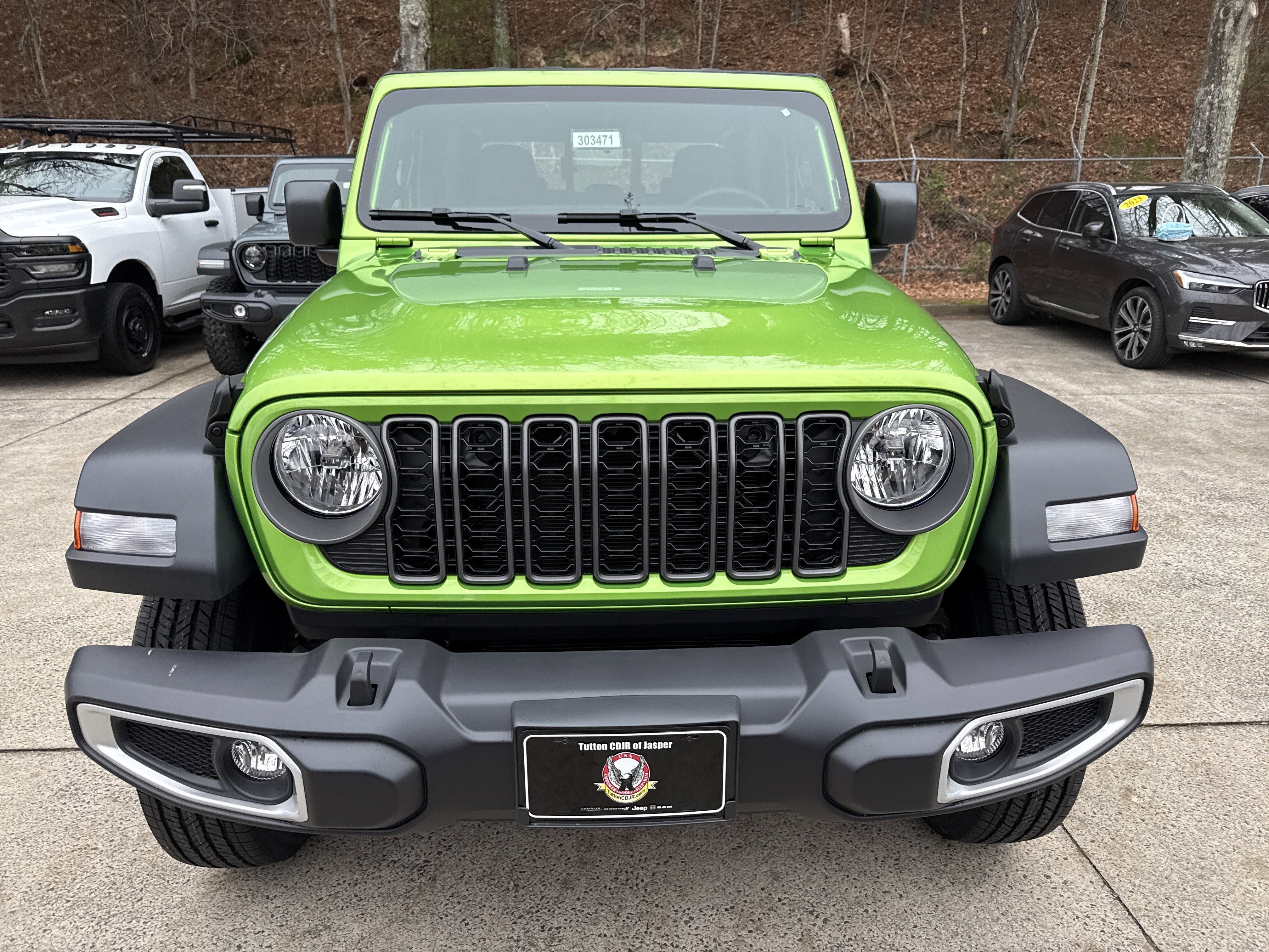 New 2026 Mojito Exterior Paint Jeep Sport image 2