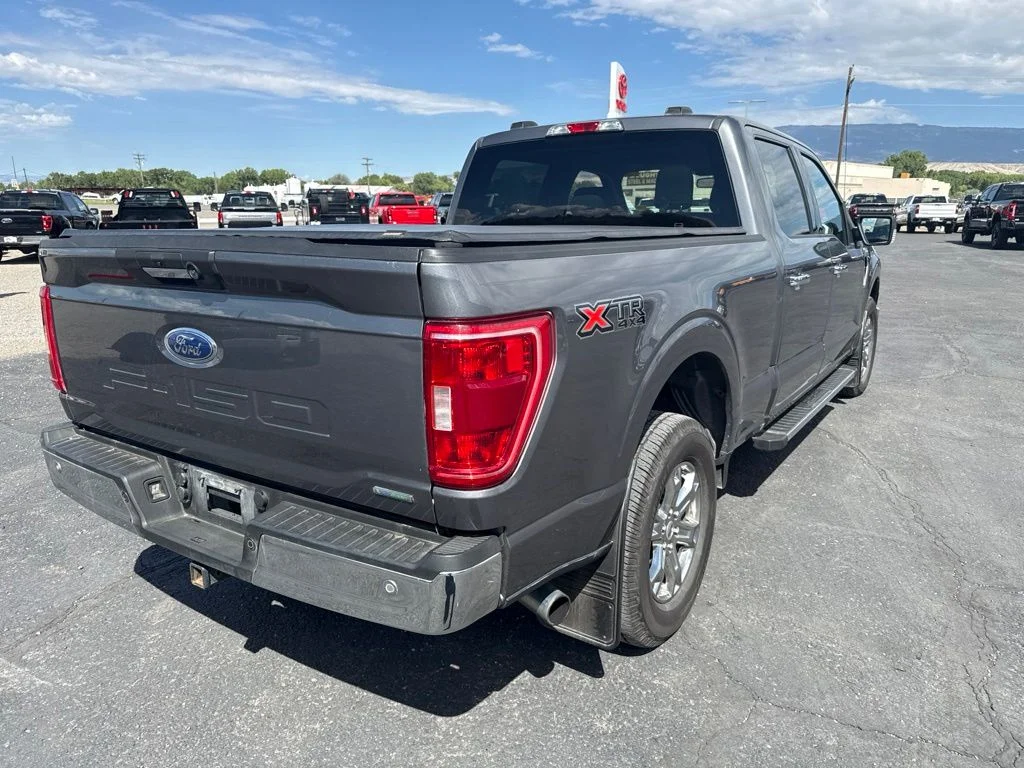 Used 2021 Gray Ford XLT image 8