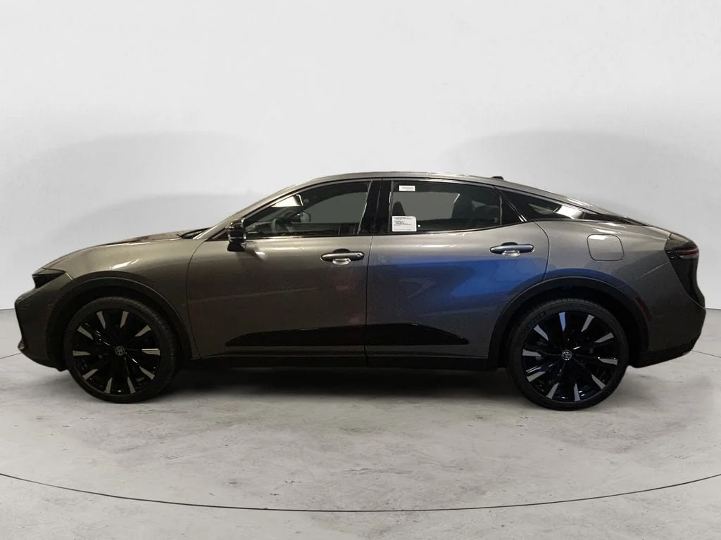 New 2026 Heavy Metal with Black bi-tone Toyota Platinum image 2