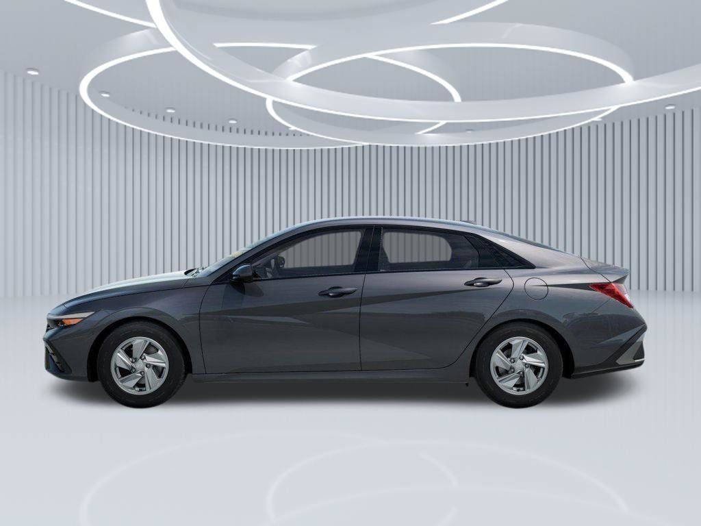 New 2026 Gray Hyundai SE image 22