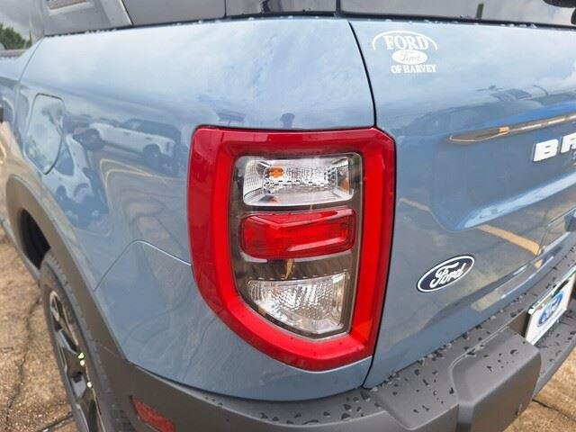 New 2026 Azure Gray Metallic Tri-Coat Ford Outer Banks® image 28