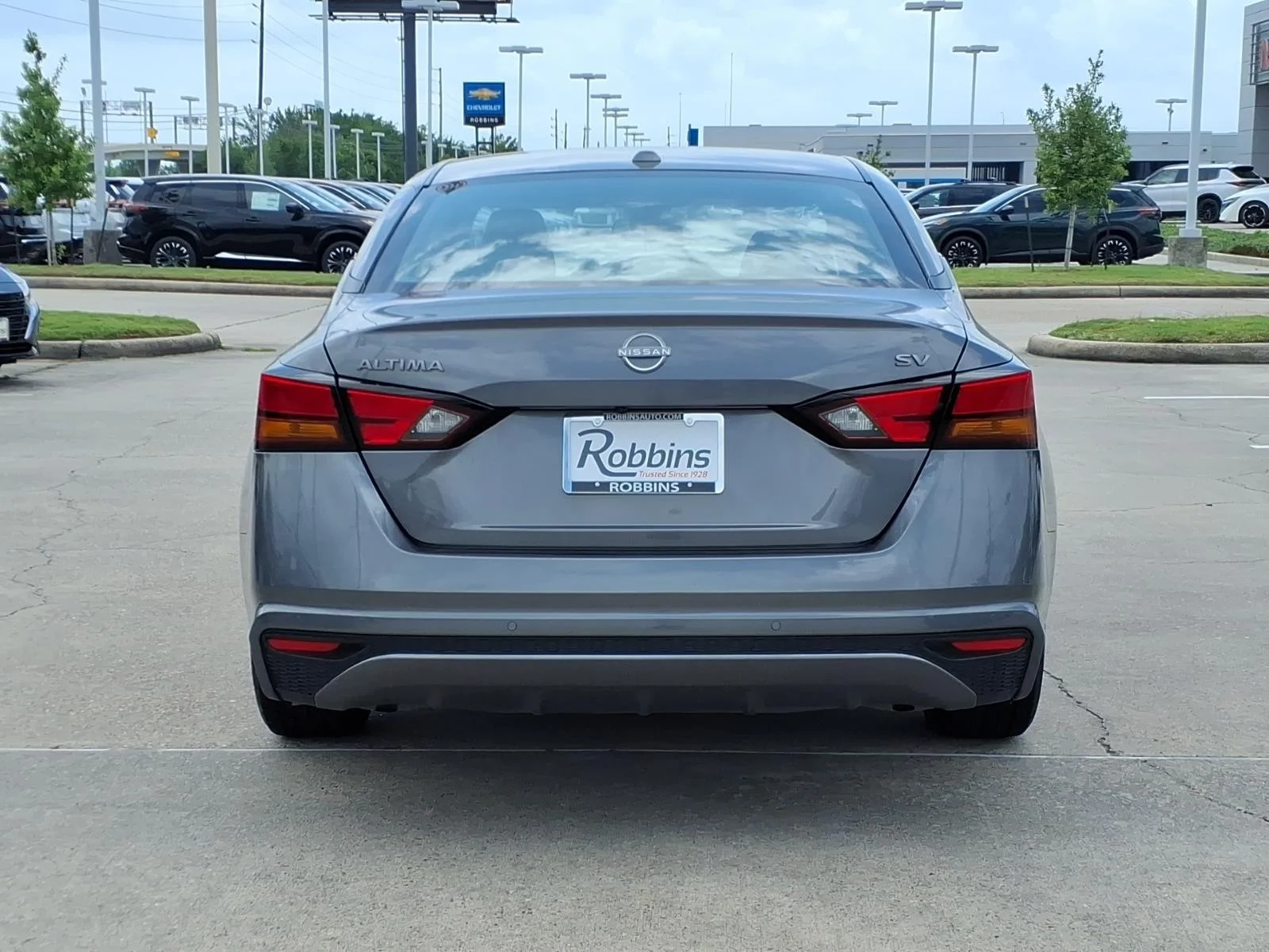 2024 Nissan Altima 2.5 SV Gray at Robbins Nissan