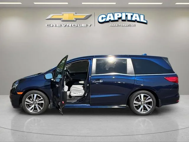 Used 2023 Blue Honda Touring image 10