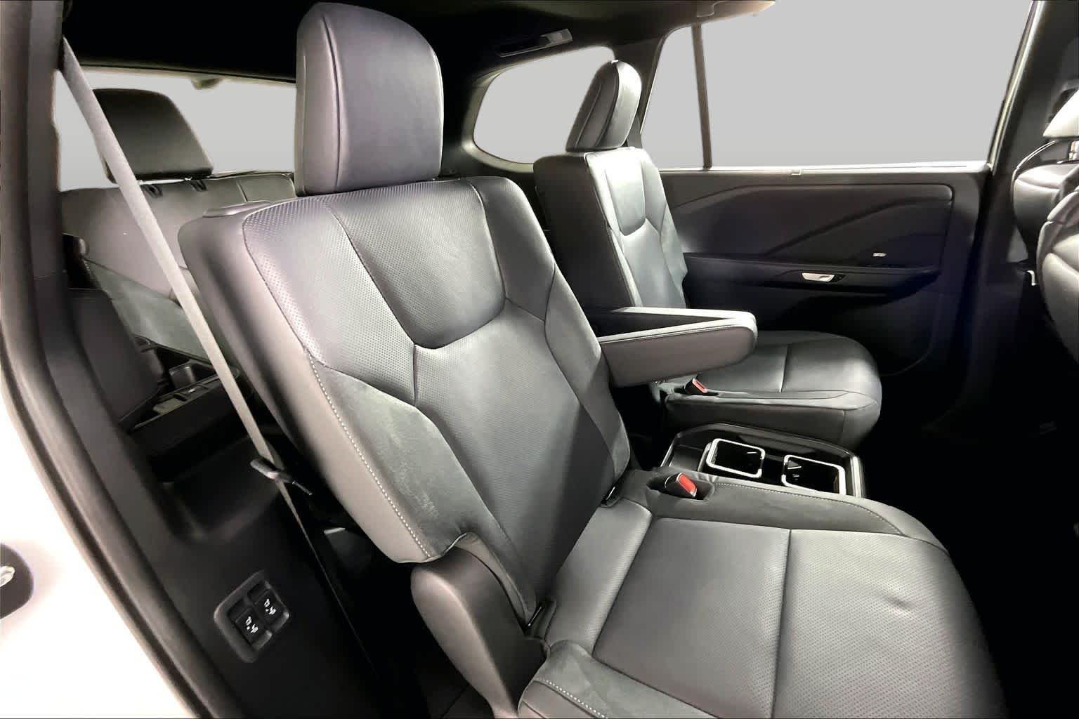 Certified Used 2024 Wind Chill Pearl Lexus F SPORT Luxury image 19