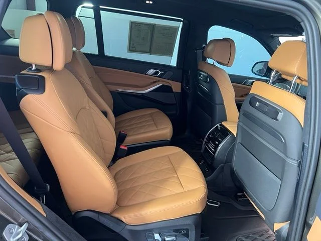 Certified Used 2026 Green BMW xDrive40i image 45