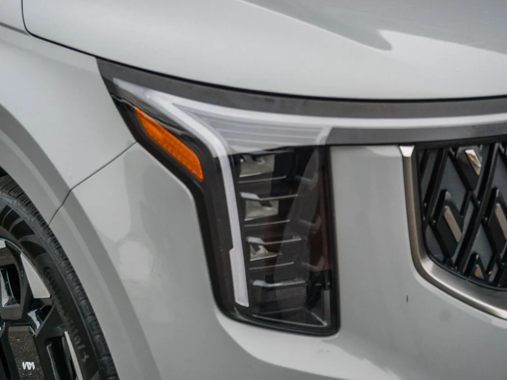 Certified Used 2025 White Kia EX image 11