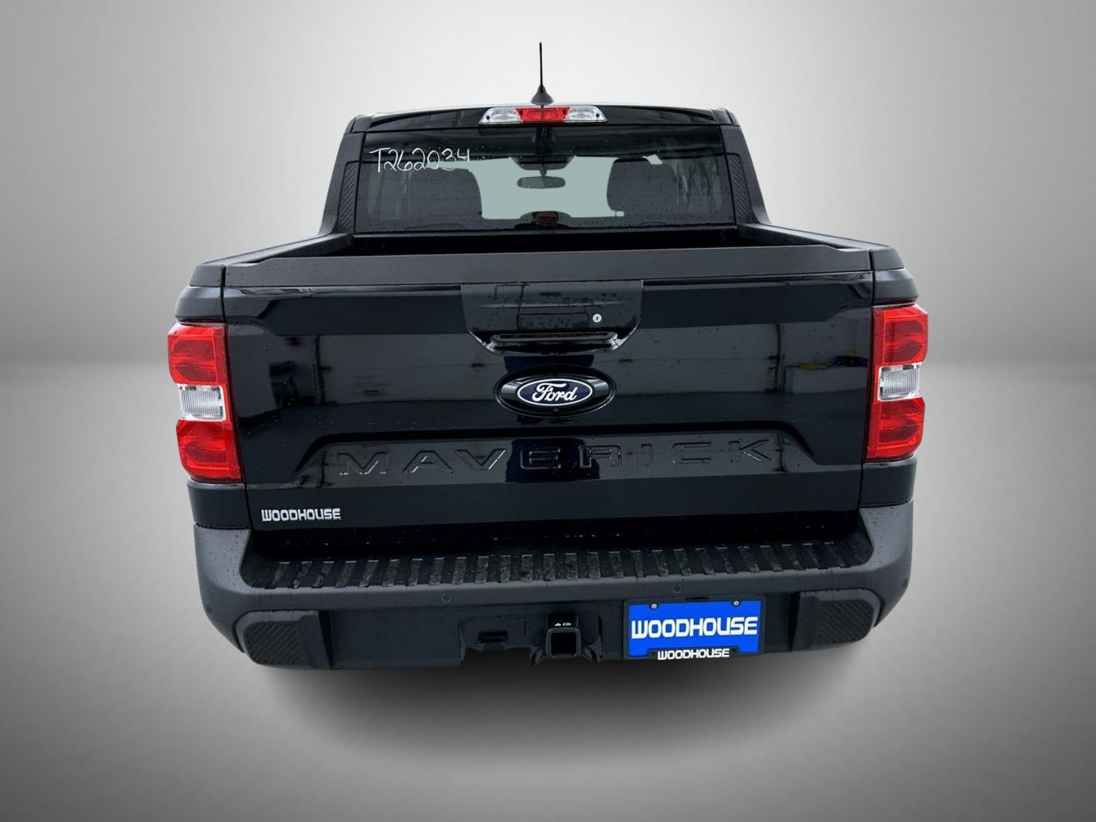 New 2026 Shadow Black Ford XLT image 6