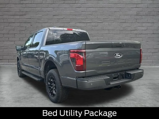 New 2026 Carbonized Gray Metallic Ford XLT image 5