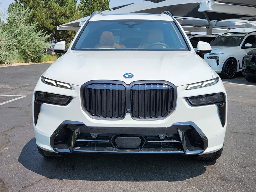 New 2027 Alpine White BMW xDrive40i image 6