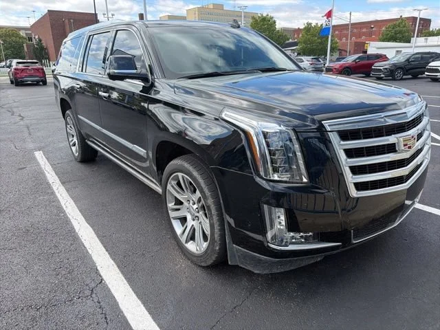 Certified Used 2019 BLACK RAVEN Cadillac Premium Luxury image 2