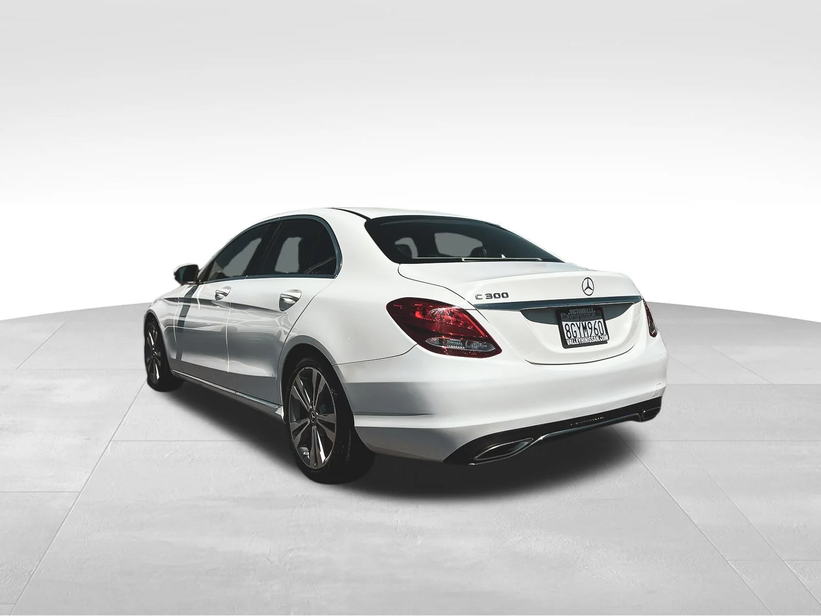 Used 2018 White Mercedes-Benz C 300 image 5
