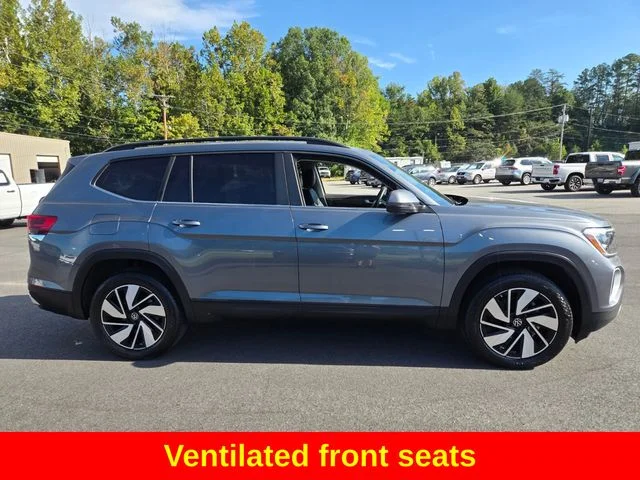 Used 2025 Gray Volkswagen 2.0T SE w/Technology image 10