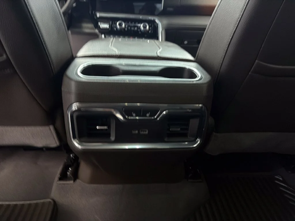 Used 2025 White GMC Denali image 16