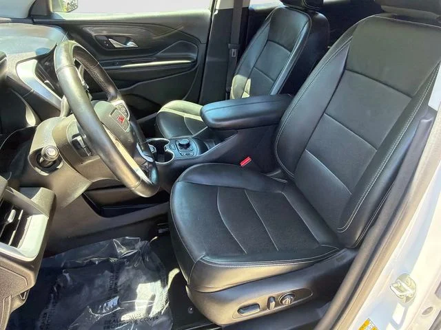 Used 2023 White GMC SLT image 20