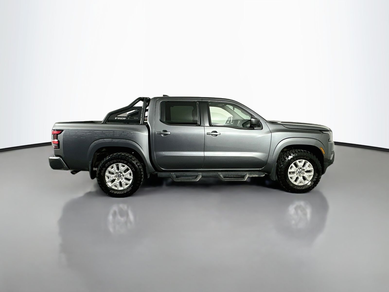 Used 2022 Gun Metallic Nissan SV image 7