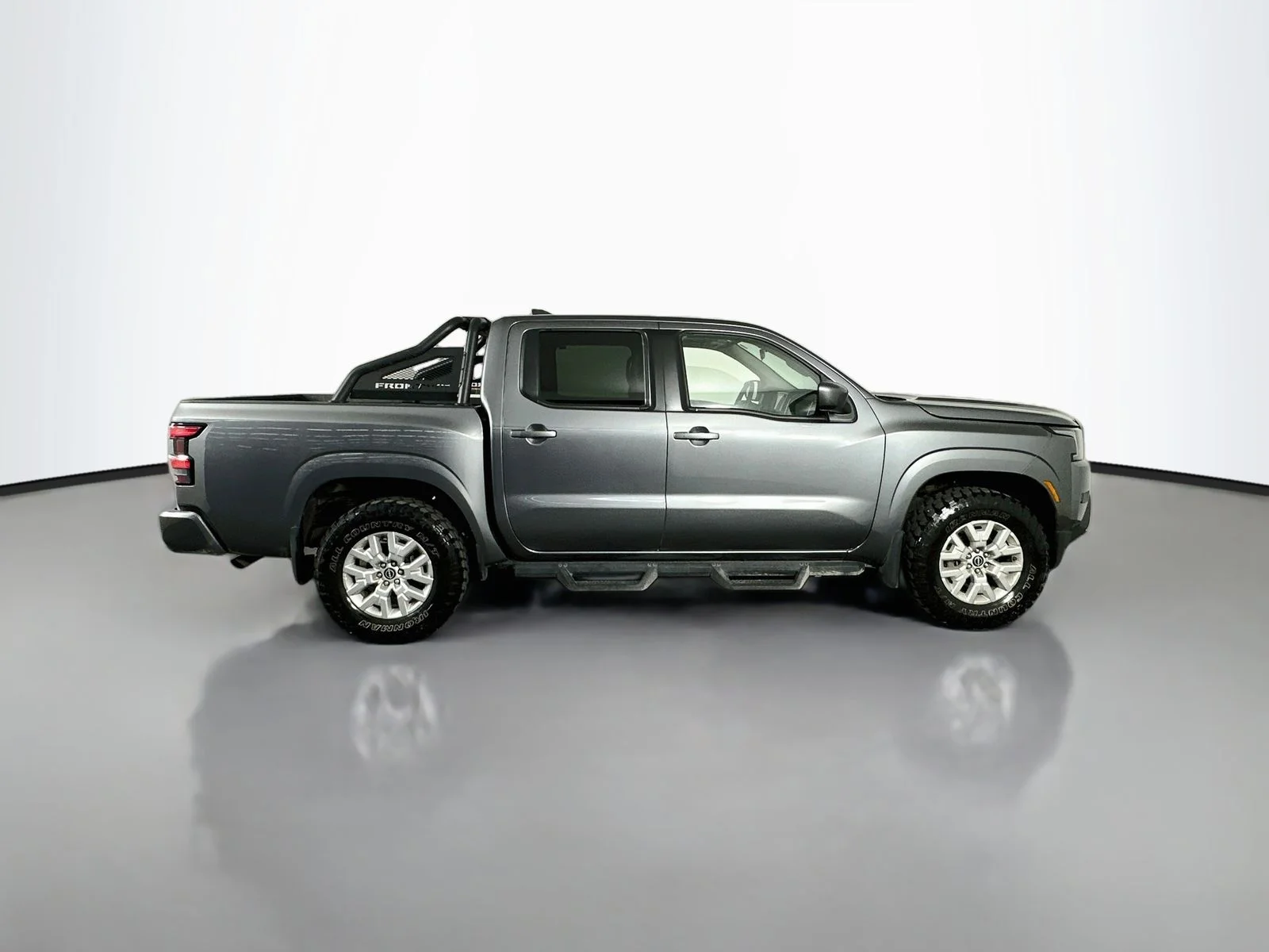 Used 2022 Gun Metallic Nissan SV image 8